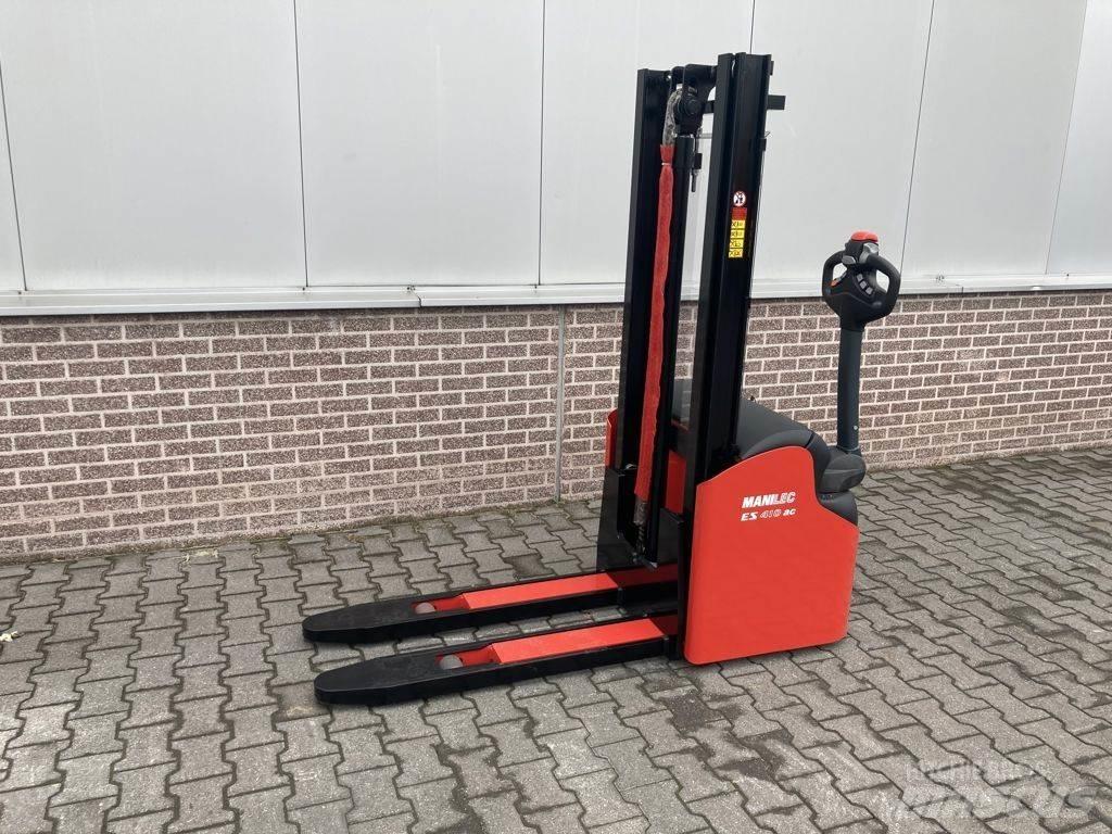 Manitou ES 410 Järelkäidavad virnastajad