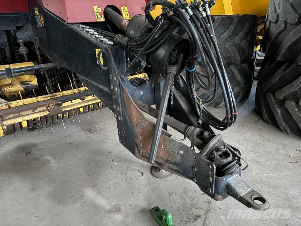 New Holland BB 940 Heinapressid