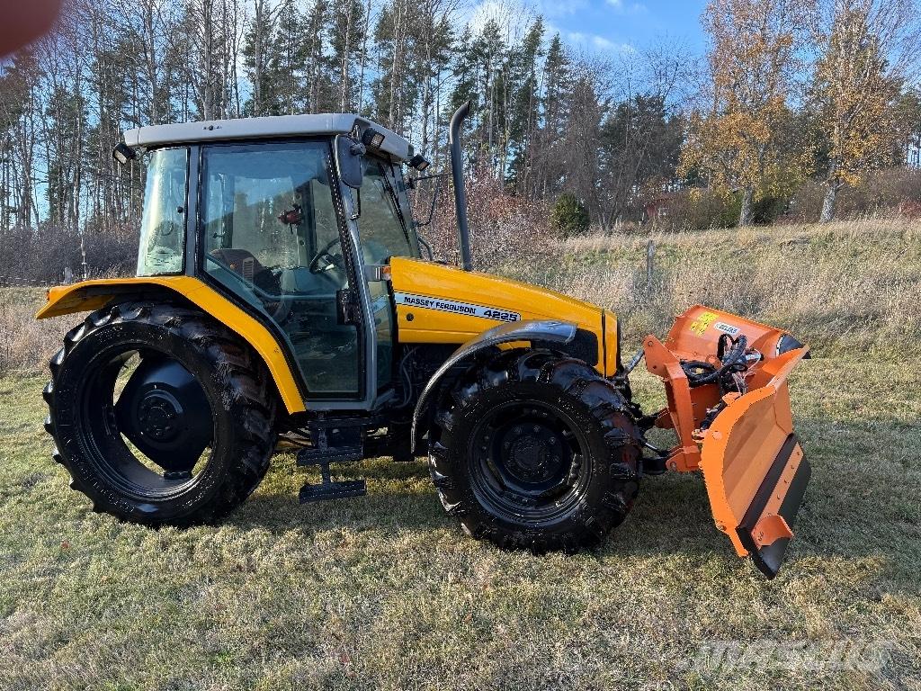 Massey Ferguson 4225 Traktorid