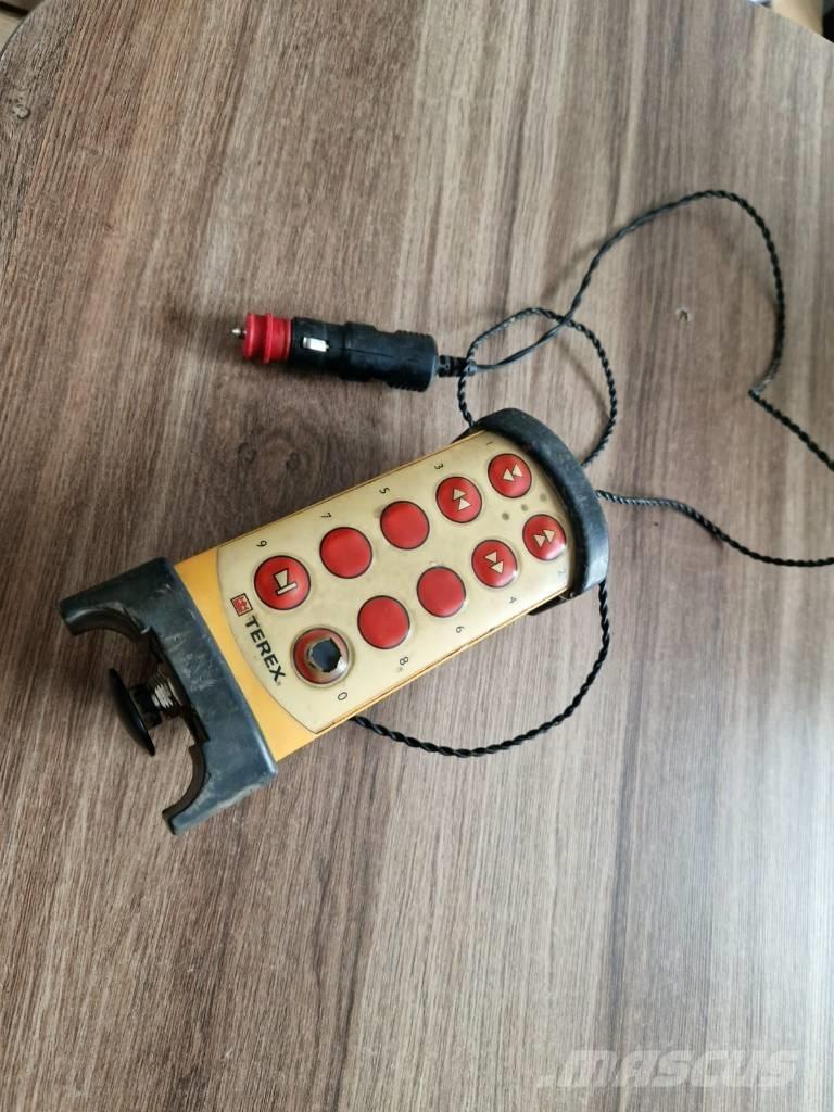 Terex Pegson XR 400 Iseliikuvad purustid