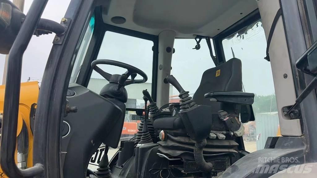 JCB 3CX Ekskavaatorlaadurid