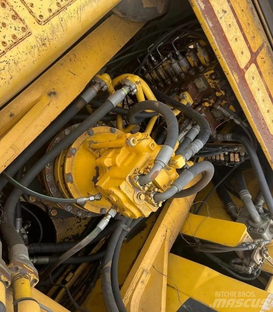 Komatsu PC 450 LC-8 Roomikekskavaatorid