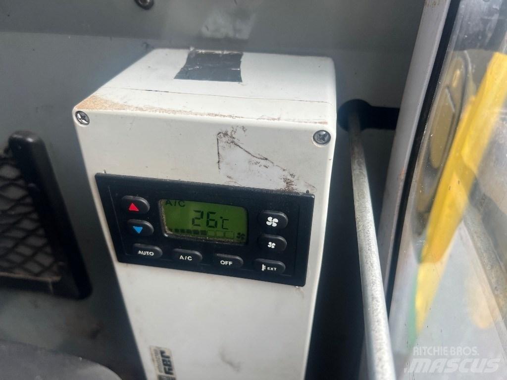 Wacker Neuson 14504 Roomikekskavaatorid