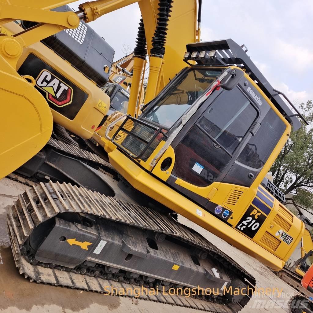 Komatsu PC 210-8 Roomikekskavaatorid