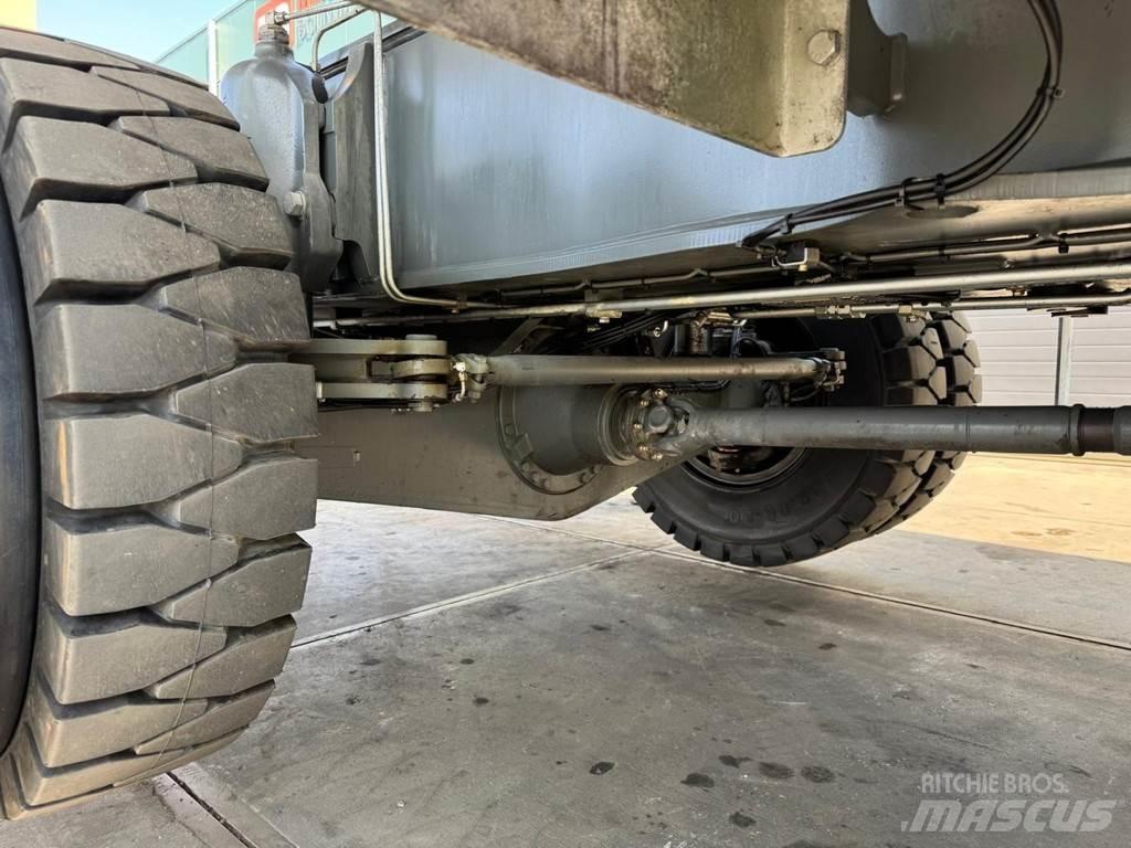 Liebherr LH 40 M Materjalikäitlusmasinad