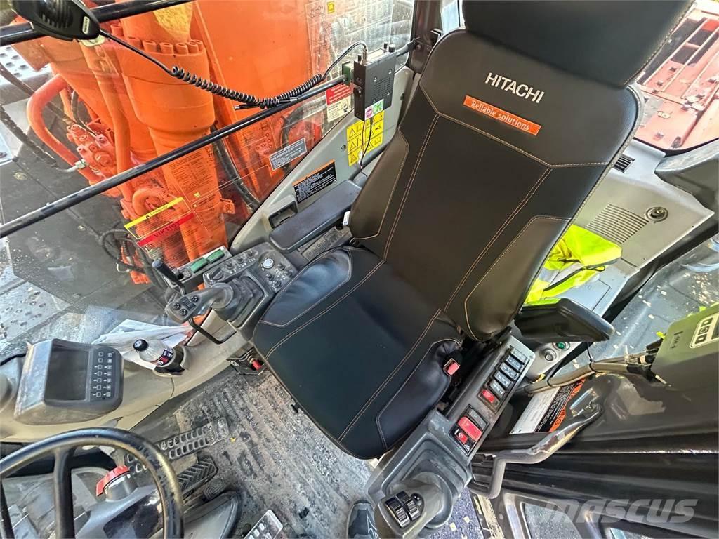 Hitachi ZX 170W-3 Ratasekskavaatorid