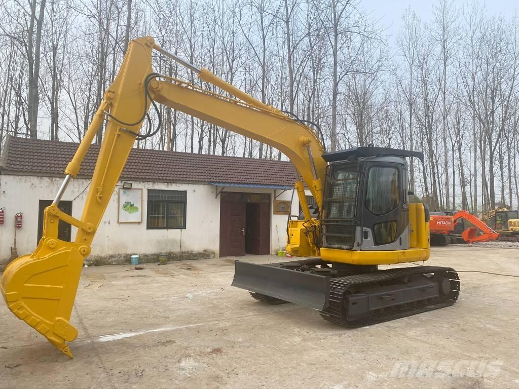 Komatsu PC128US Roomikekskavaatorid