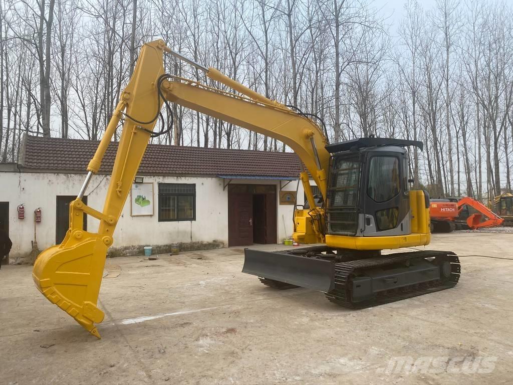Komatsu PC128US Roomikekskavaatorid