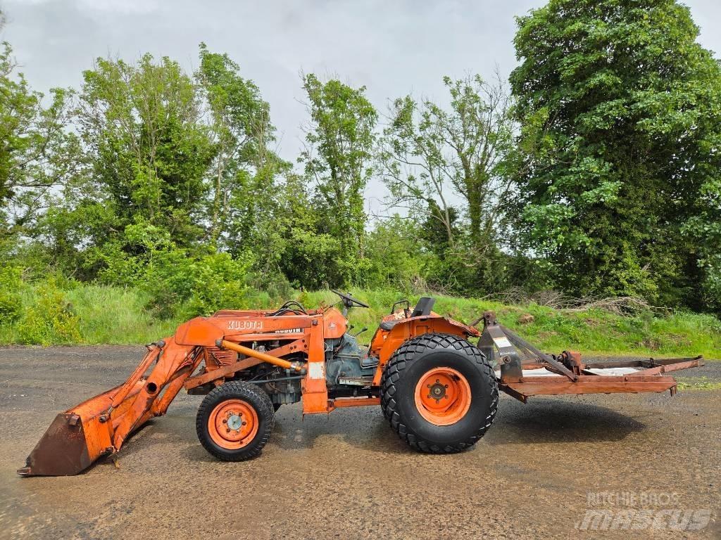 Kubota L 235 Kompakttraktorid
