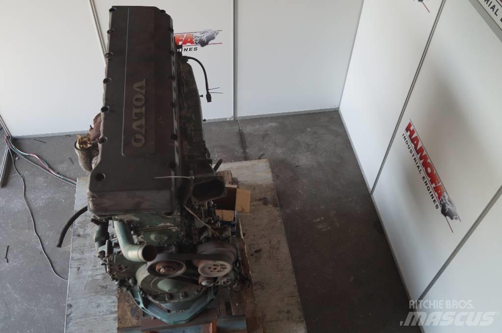 Volvo D12 FOR PARTS Mootorid
