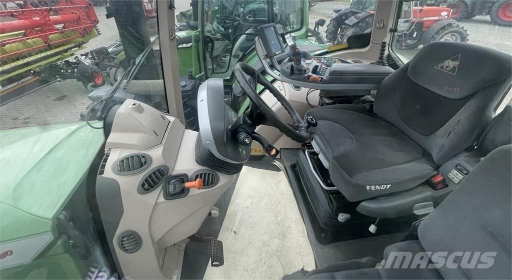 Fendt 820 Vario Traktorid