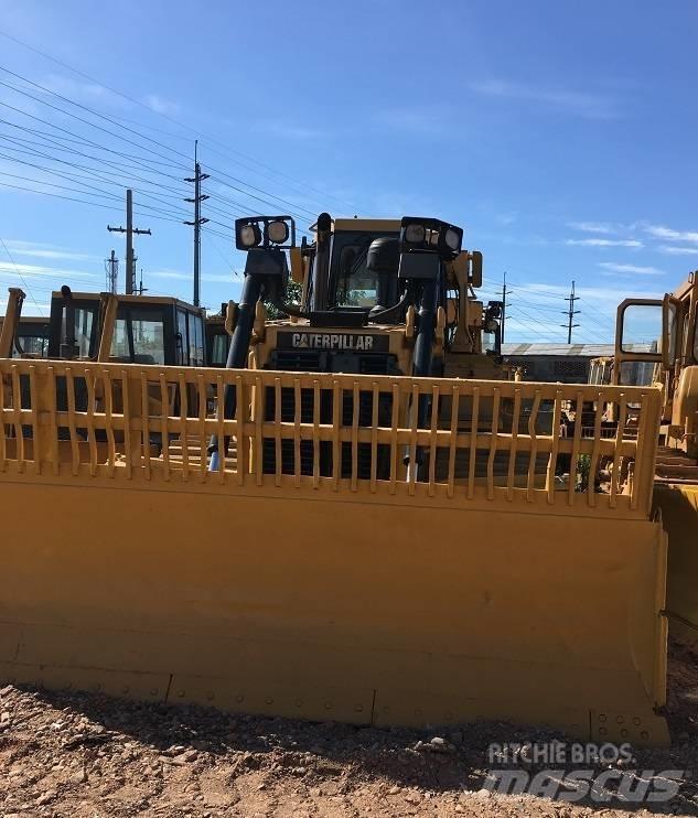 CAT D6R Buldooserid