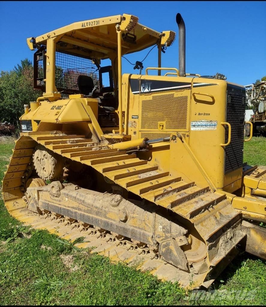 CAT D 6 N Buldooserid
