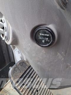 Volvo EW 205 D Ratasekskavaatorid