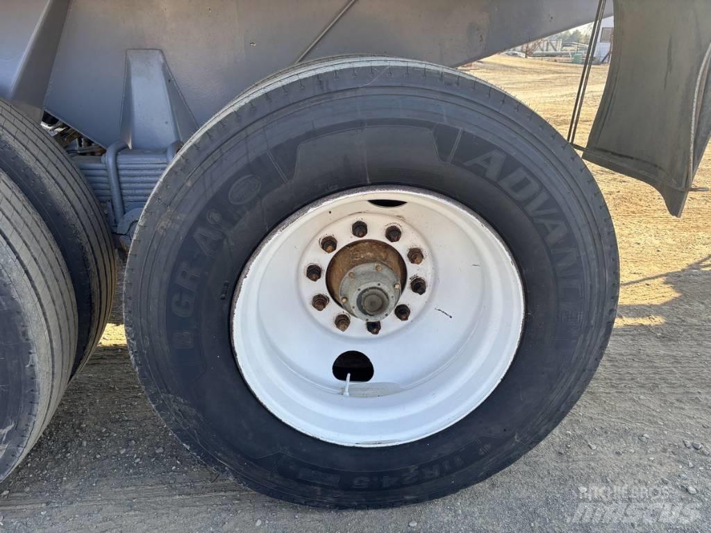  Reliance 26" Kallur-haagised