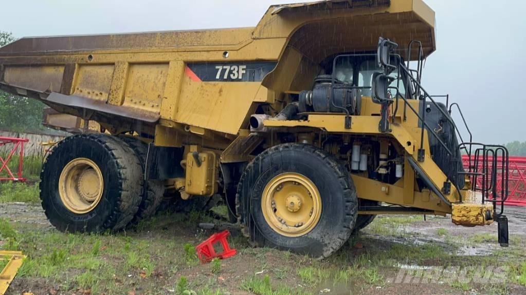 CAT 773 F Liigendraamiga pinnaseveokid