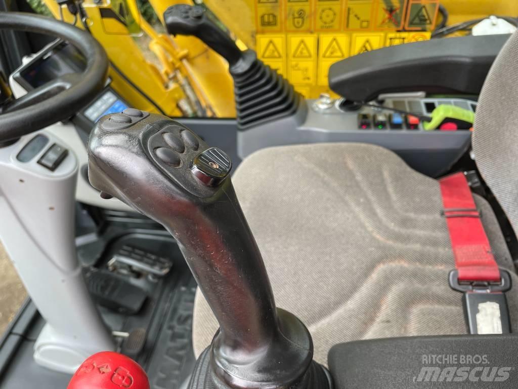 Komatsu PW 180-11 Ratasekskavaatorid