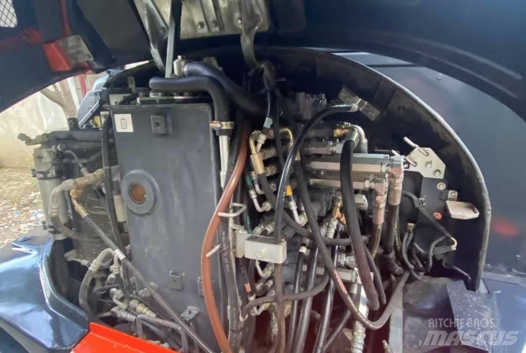 Kubota 165 Roomikekskavaatorid