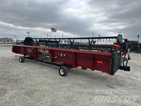 Case IH 1020 Kombainide heedrid