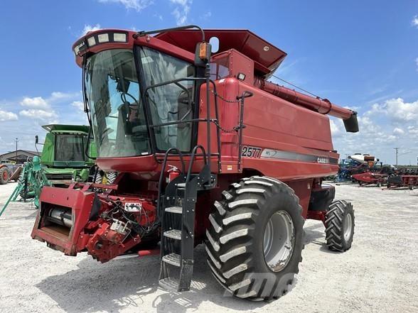 Case IH 2577 Teraviljakombainid