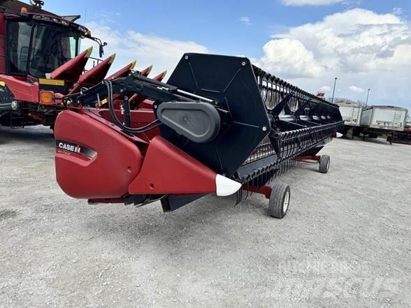 Case IH 3020 Kombainide heedrid