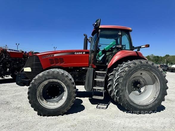 Case IH MX245 Traktorid