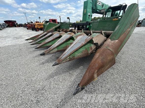 John Deere 643 Kombainide heedrid