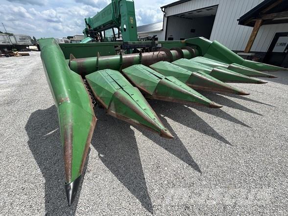 John Deere 653 Kombainide heedrid