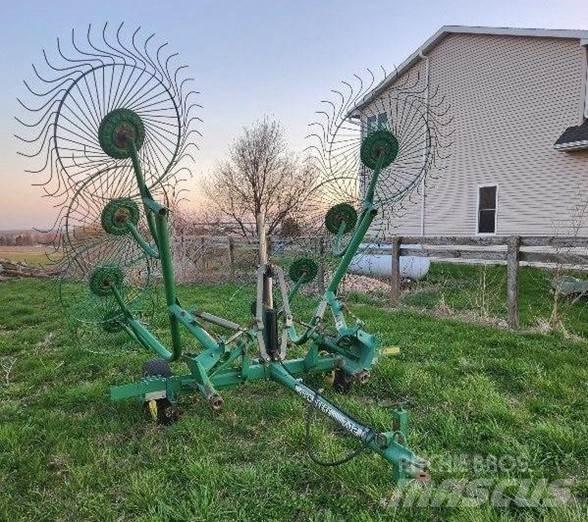 John Deere 702 Vaalutid ja kaarutid