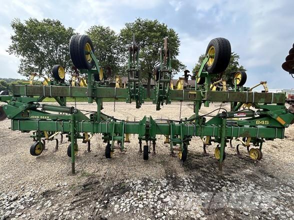 John Deere 845 Reaskülvimasinad