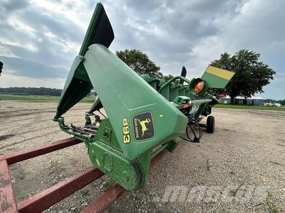 John Deere 893 Kombainide heedrid
