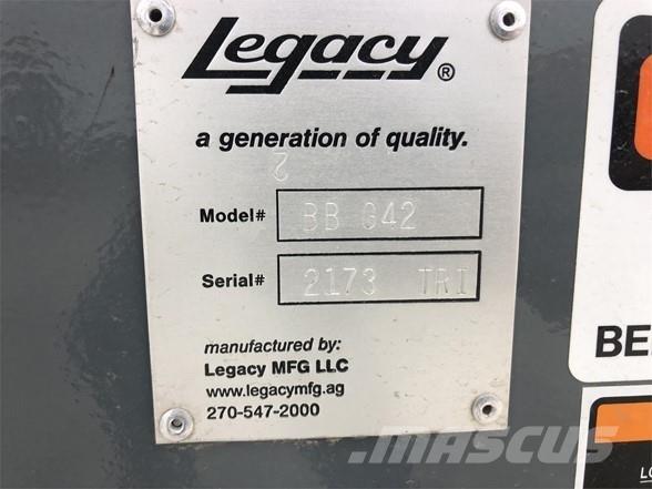  LEGACY BB G42 Muud haagised