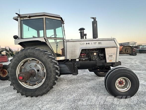 White 2-135 Traktorid