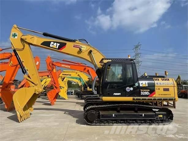 CAT 320 D Roomikekskavaatorid