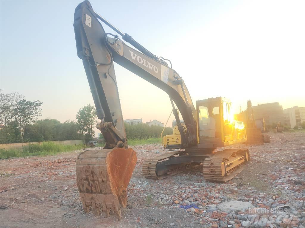 Volvo EC 210 B LC Roomikekskavaatorid