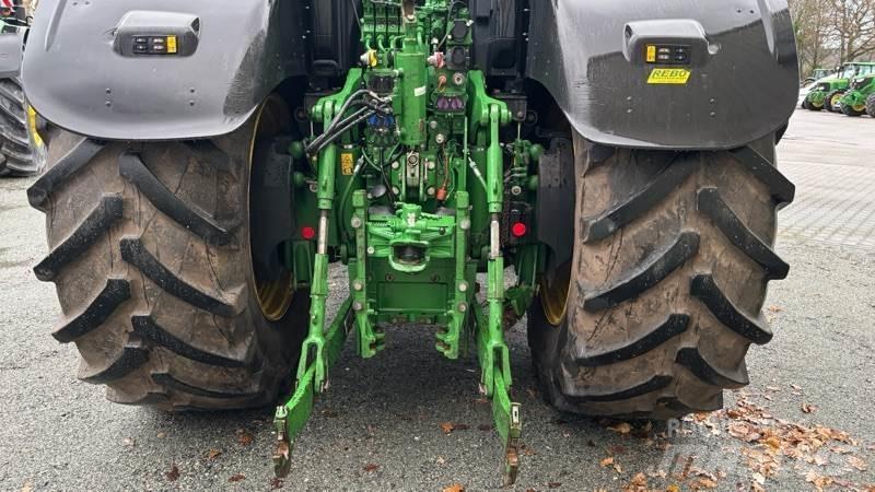 John Deere 6230 R Traktorid