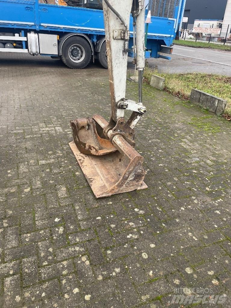 Takeuchi TB 235 Miniekskavaatorid < 7 t