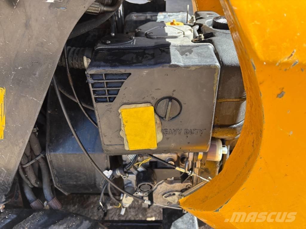 JCB HT D5 Roomikkallurid