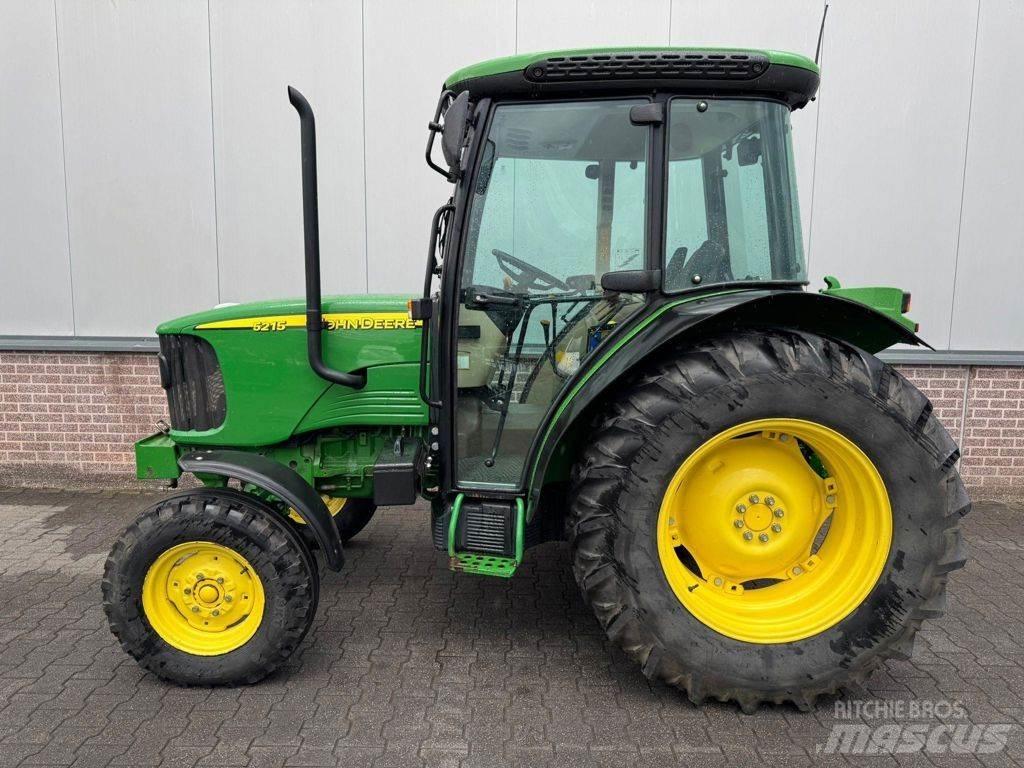 John Deere 5215 Sõiduautod