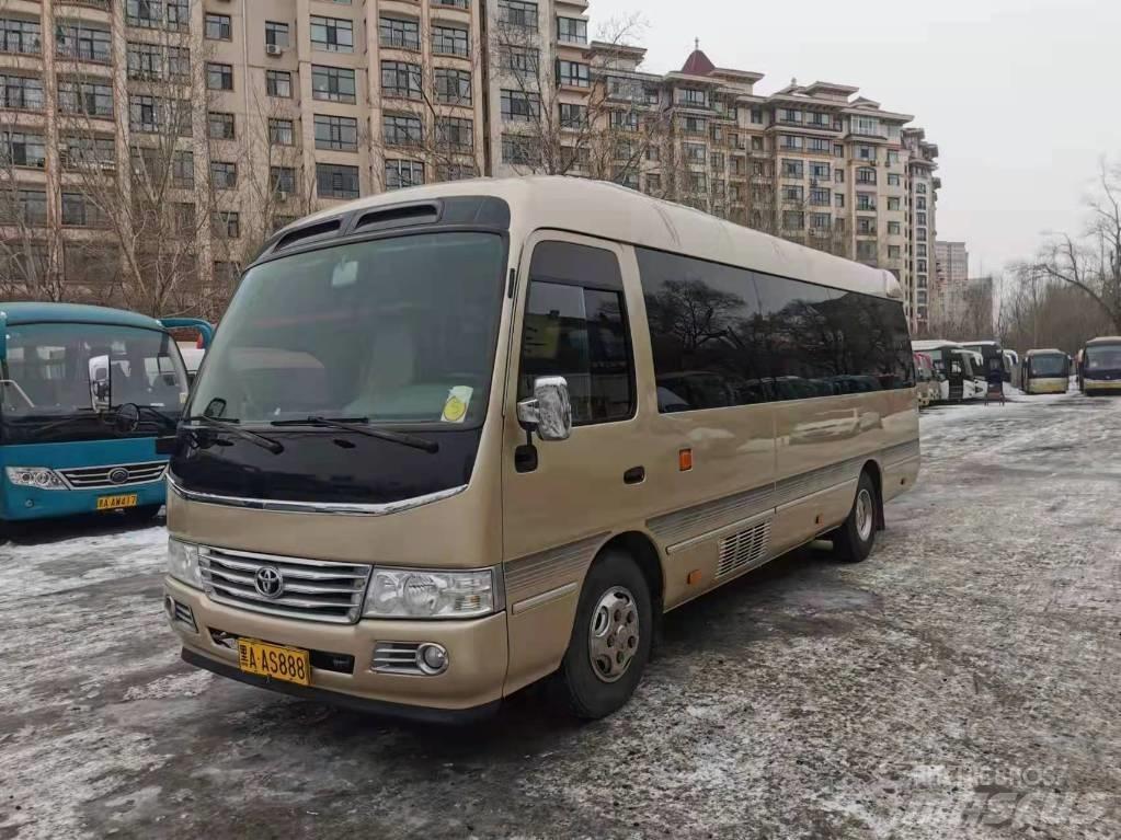 Toyota Coaster Bus Väikebussid
