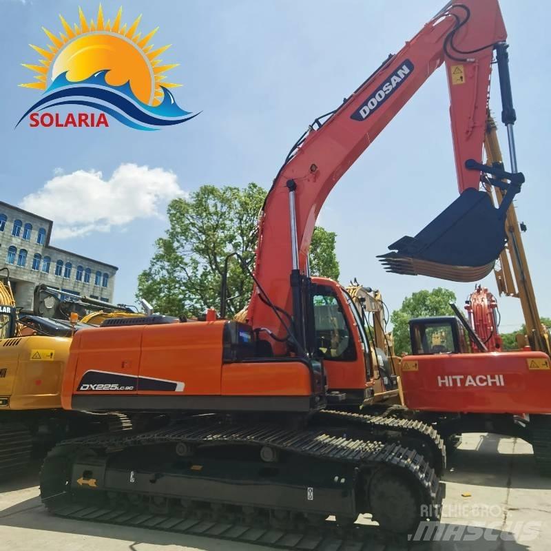 Doosan dx225lc-9c Roomikekskavaatorid