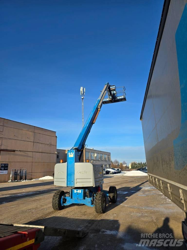 Genie S 45 Teleskoop poomtõstukid