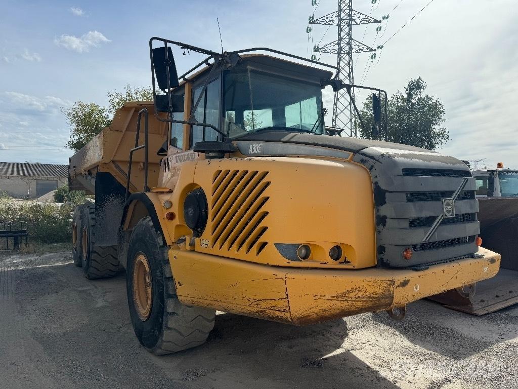 Volvo A 30 E Liigendraamiga pinnaseveokid