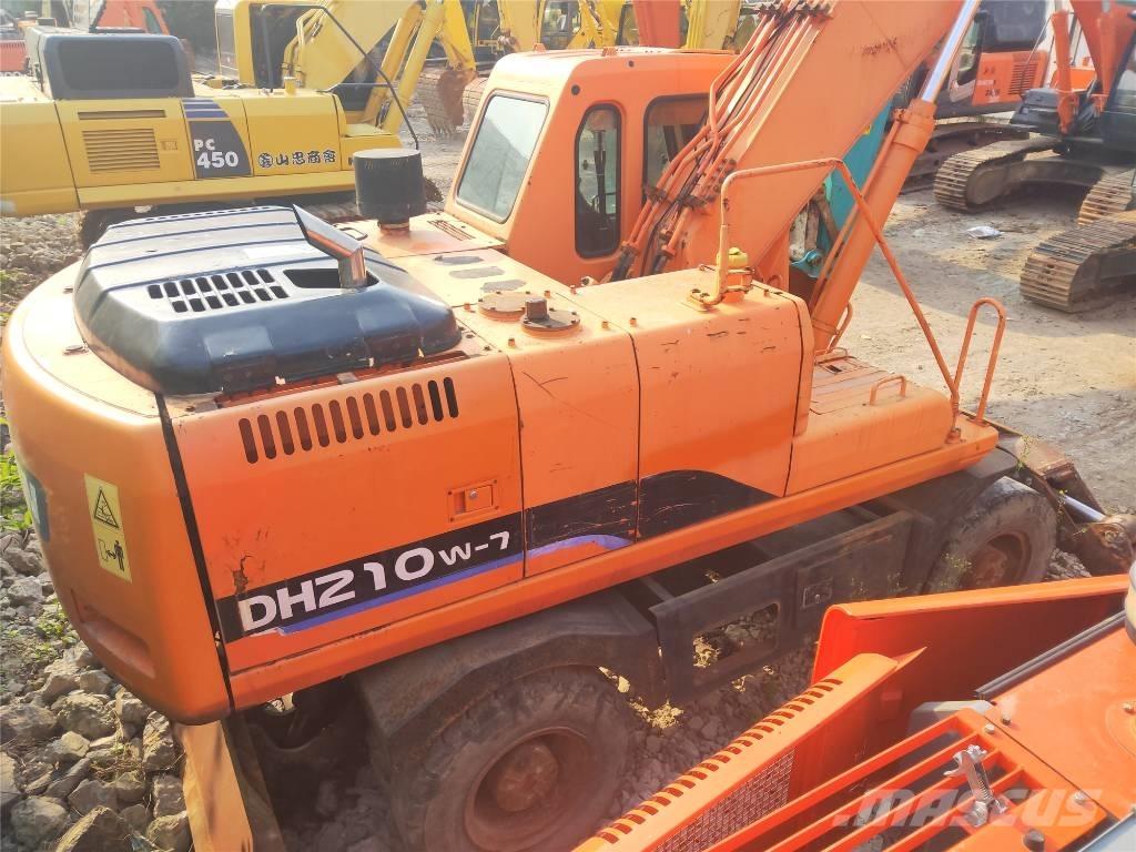 Doosan DH210W-7 Ratasekskavaatorid
