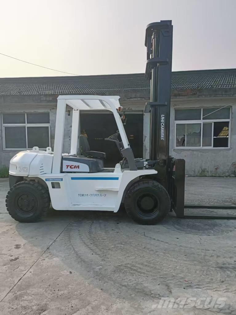 TCM FD 70 Z8 Furgoonautod