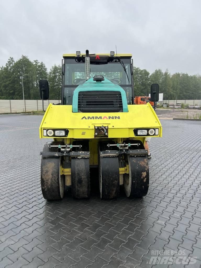 Ammann ARP 240 Pneumorehvidega rullid