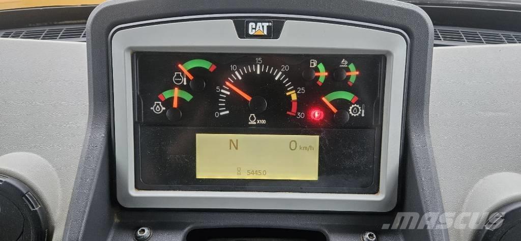 CAT 730 C Liigendraamiga pinnaseveokid