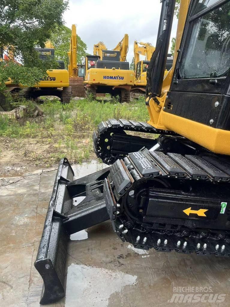 CAT 305.5 Miniekskavaatorid < 7 t