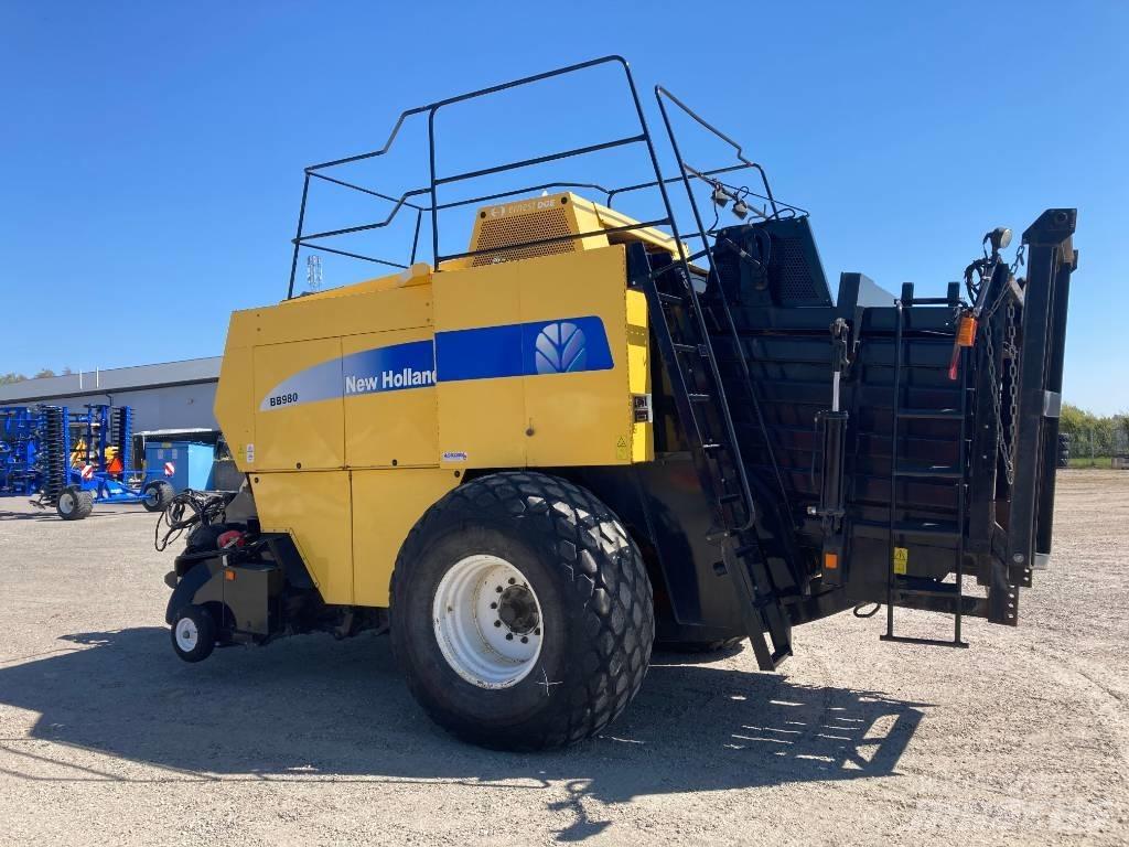 New Holland BB 980 Heinapressid