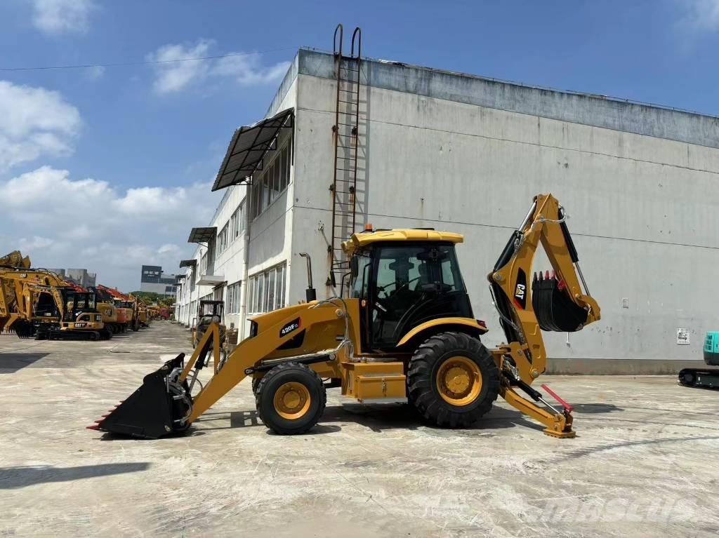 CAT 420 F Ekskavaatorlaadurid
